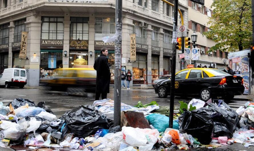 Logrando una Ciudad Limpia: Jubilados de Buenos Aires Toman la Iniciativa de Educar a la Comunidad