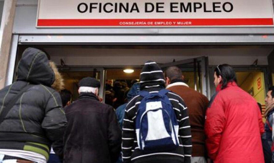 España lucha contra el desempleo: ¿Por qué las ofertas de formación gratuita no están funcionando?
